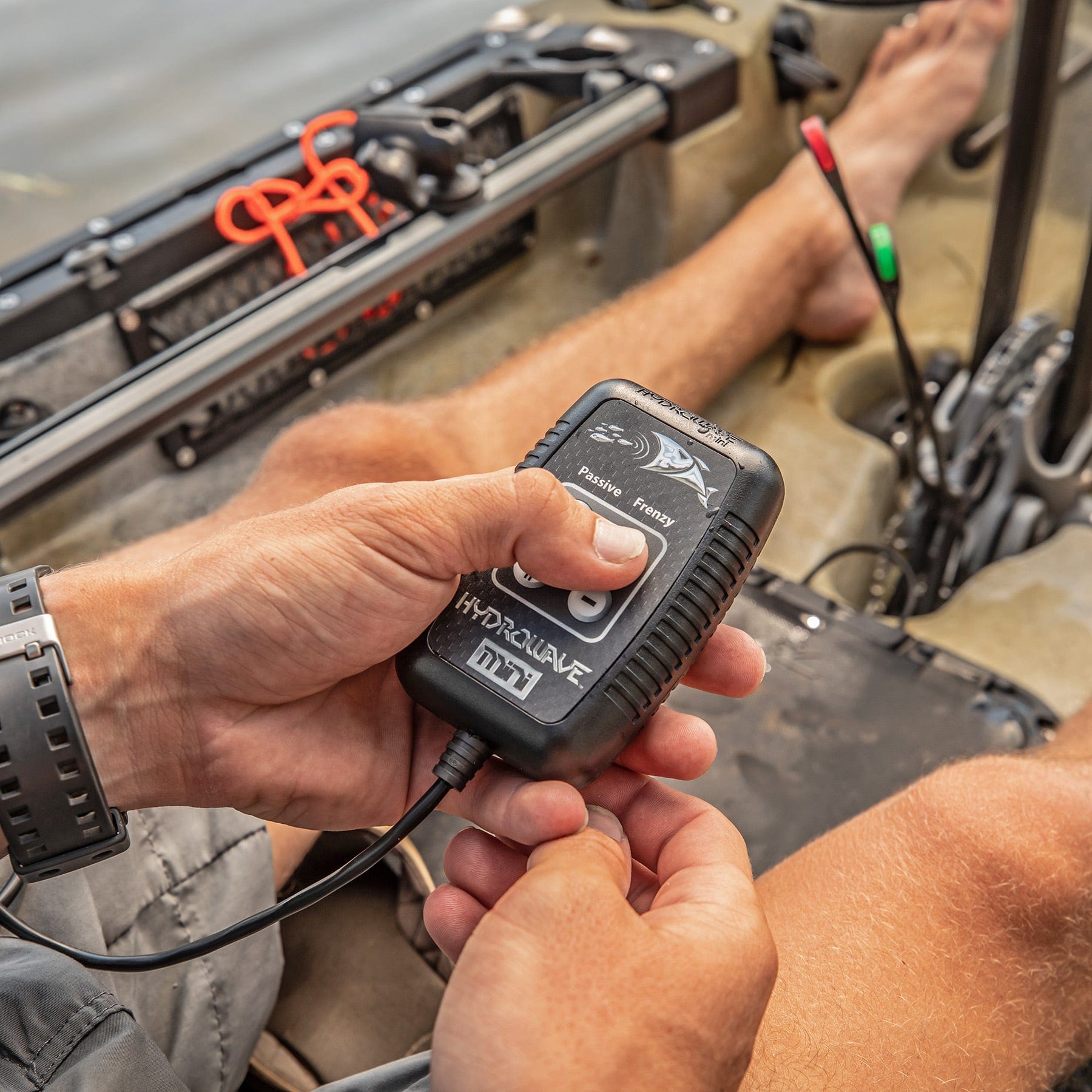 T-H Marine Hydrowave Mini - Walleye Fishing Sound Attractor With Waterproof Speaker