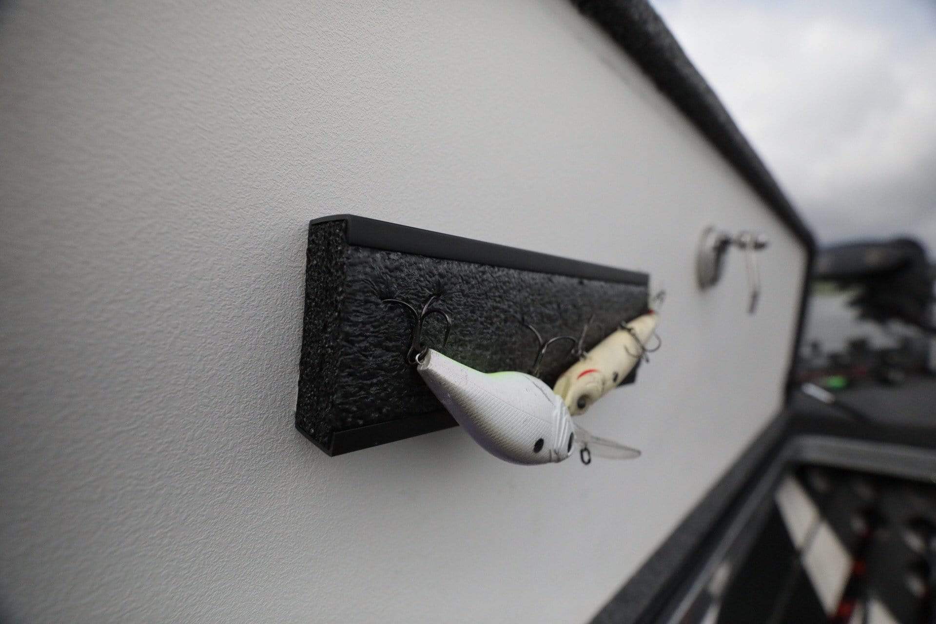 bass boat lure hanger T-H Marine TT-FLH-2-DP Foam Lure Holder White Pr